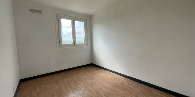 Appartement T4 SAINT CIERGUES 35 - 3