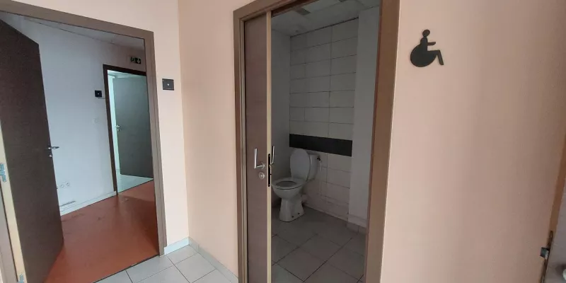 Local commercial Foirail A - 8