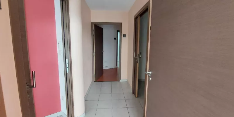 Local commercial Foirail A - 4