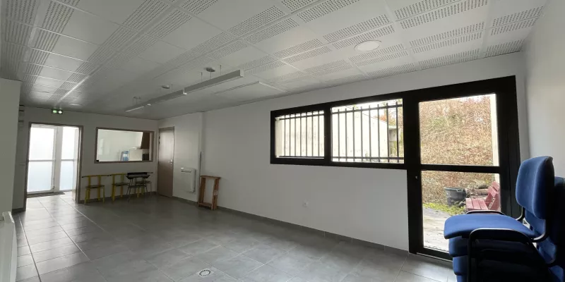 Local Commercial - 1