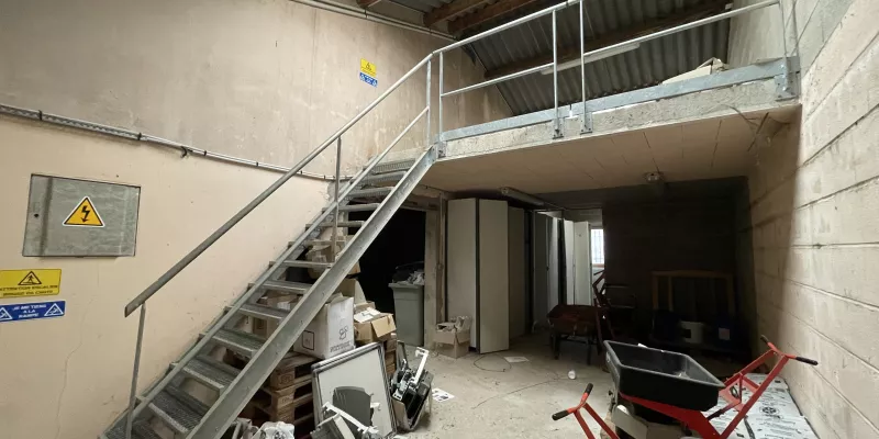 Local Commercial - 10